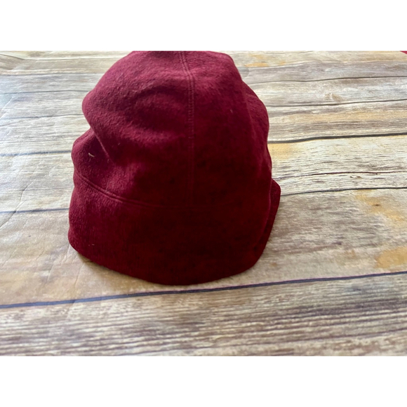 DULUTH TRADING CO. WINTER HAT - Picture 1 of 4